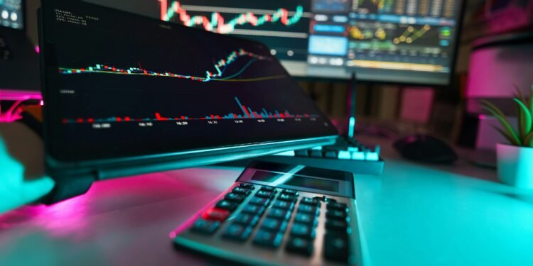 Gold vs. Stocks: Which is the Better Investment in 2025?