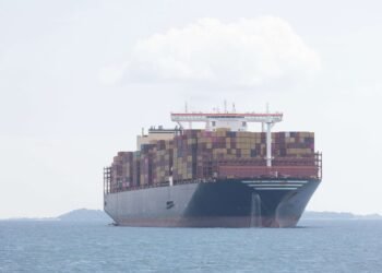 Trump Increases Tariffs on Colombia and Halts Aid Directed to It