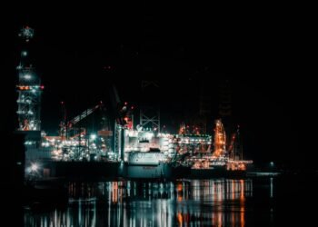 Oil CFDs: Understand it and how to Trade it