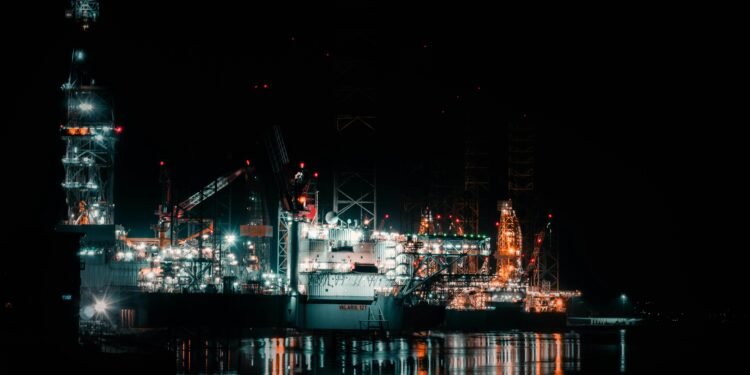 Oil CFDs: Understand it and how to Trade it