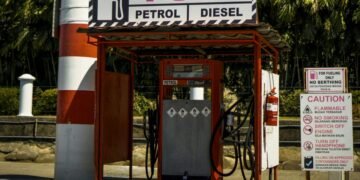 The likelihood that gasoline prices in the United States will remain above $3 per gallon until 2027.