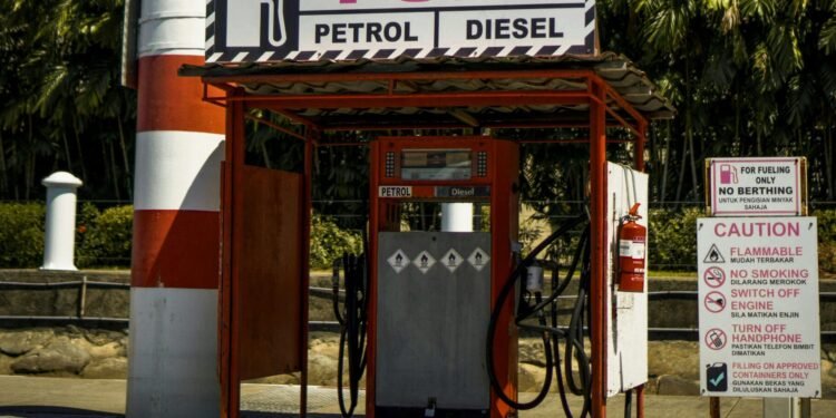 The likelihood that gasoline prices in the United States will remain above $3 per gallon until 2027.