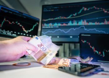 European stocks decline during Monday trading